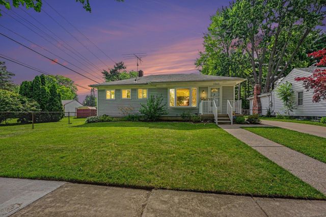 1540 Westlawn Street, Mt Clemens, MI 48043