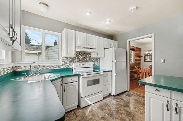1540 Westlawn Street, Mt Clemens, MI 48043