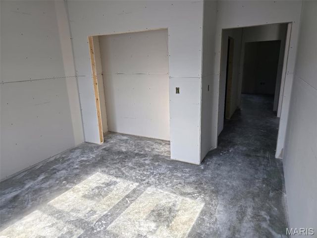 600 Christine Avenue, St James, MO 65559