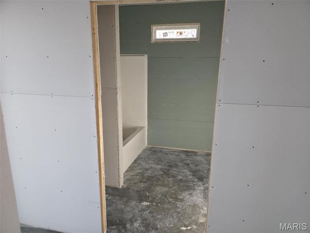 600 Christine Avenue, St James, MO 65559