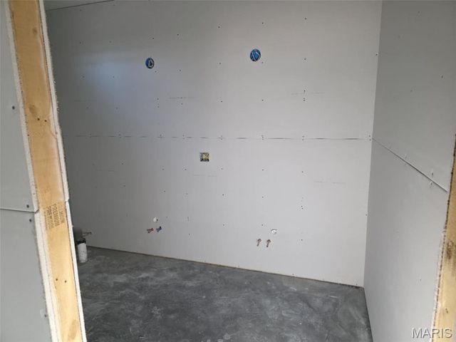 600 Christine Avenue, St James, MO 65559