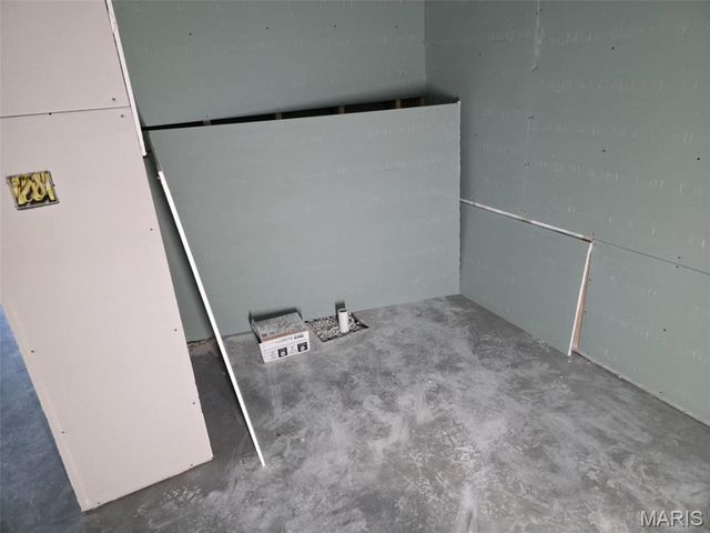 600 Christine Avenue, St James, MO 65559