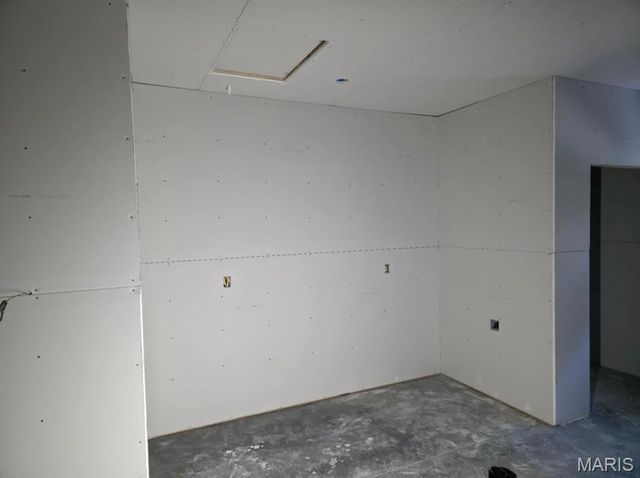 600 Christine Avenue, St James, MO 65559