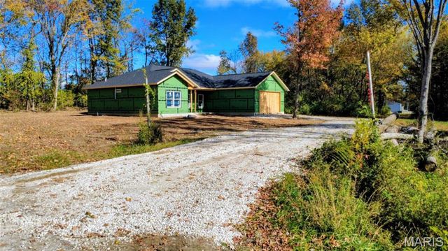 600 Christine Avenue, St James, MO 65559