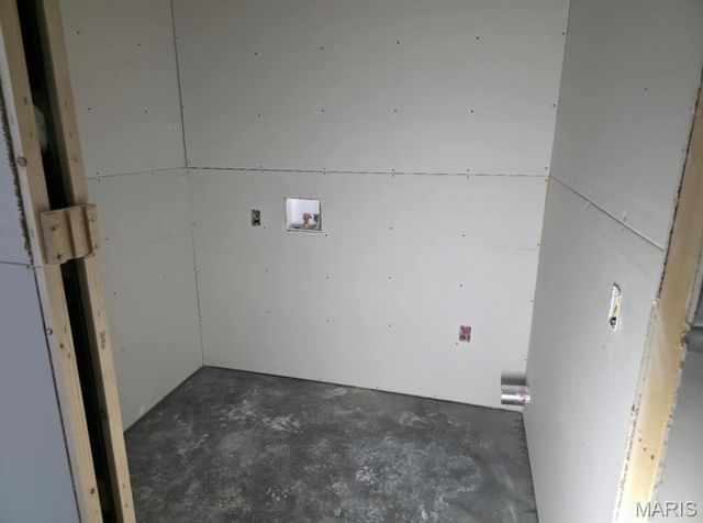 600 Christine Avenue, St James, MO 65559