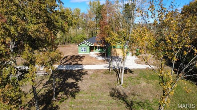 600 Christine Avenue, St James, MO 65559