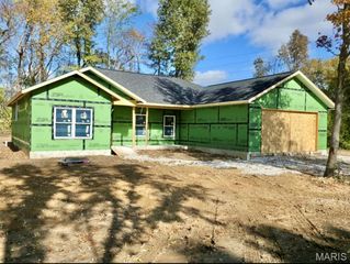 600 Christine Avenue, St James, MO 65559