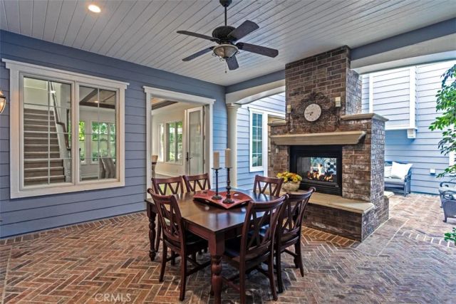 26012 Horseshoe Cr, Laguna Hills, CA 92653