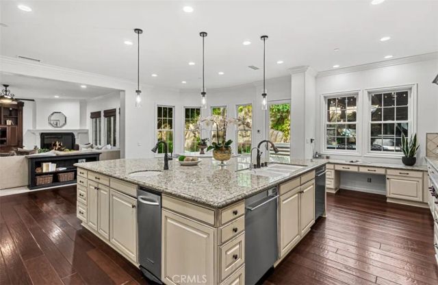 26012 Horseshoe Cr, Laguna Hills, CA 92653