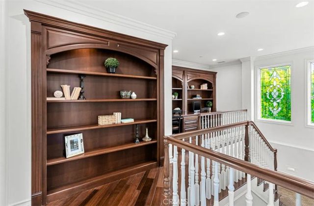 26012 Horseshoe Cr, Laguna Hills, CA 92653