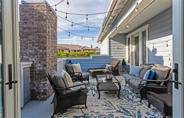 26012 Horseshoe Cr, Laguna Hills, CA 92653