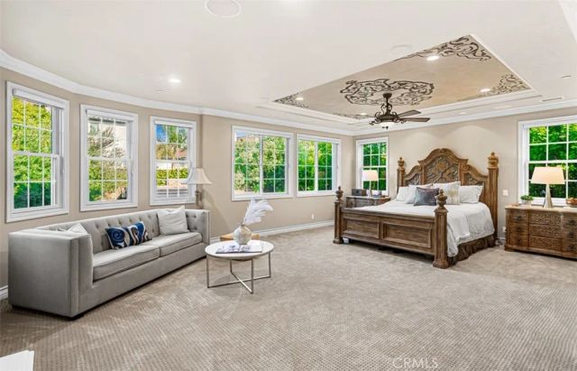 26012 Horseshoe Cr, Laguna Hills, CA 92653