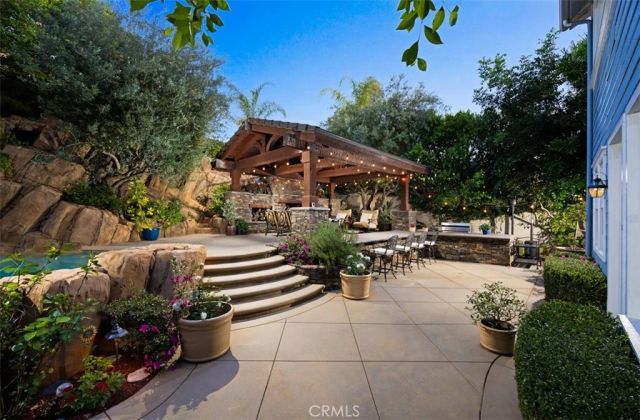 26012 Horseshoe Cr, Laguna Hills, CA 92653