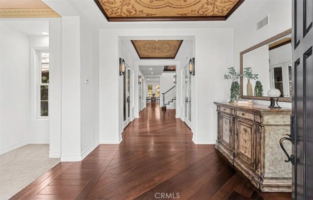 26012 Horseshoe Cr, Laguna Hills, CA 92653