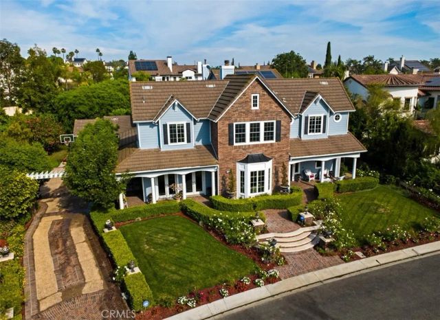 26012 Horseshoe Cr, Laguna Hills, CA 92653