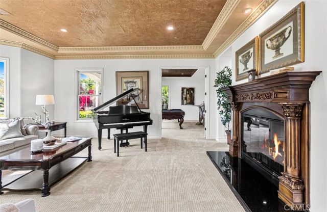 26012 Horseshoe Cr, Laguna Hills, CA 92653