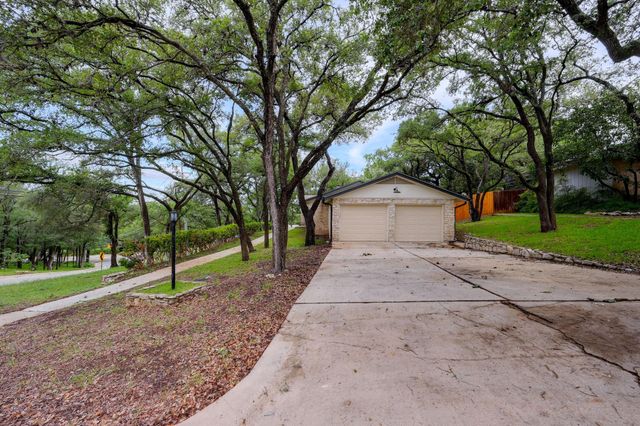 2 Timbercrest ST, San Marcos, TX 78666