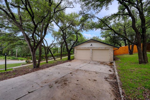 2 Timbercrest ST, San Marcos, TX 78666