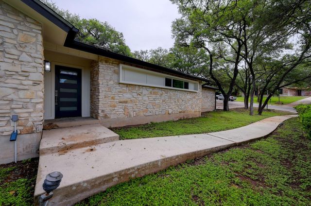2 Timbercrest ST, San Marcos, TX 78666