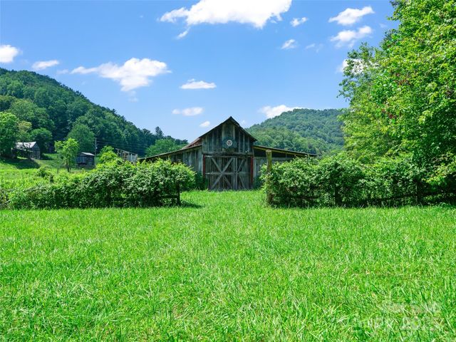 9065 NC 63 Highway, Leicester, NC 28748