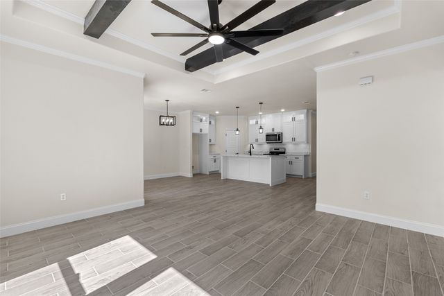 2325 Neches Street, Granbury, TX 76048