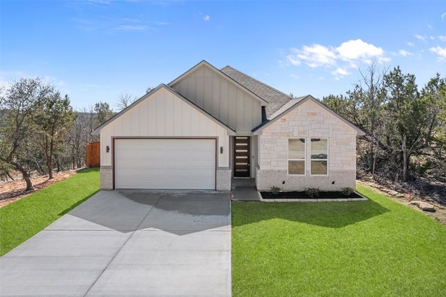 2325 Neches Street, Granbury, TX 76048