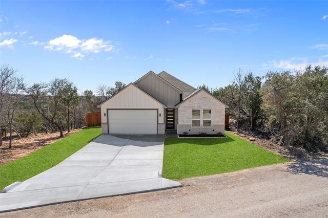 2325 Neches Street, Granbury, TX 76048