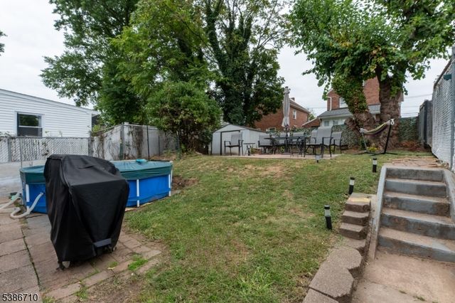 276 E 26Th St, Paterson City, NJ 07514