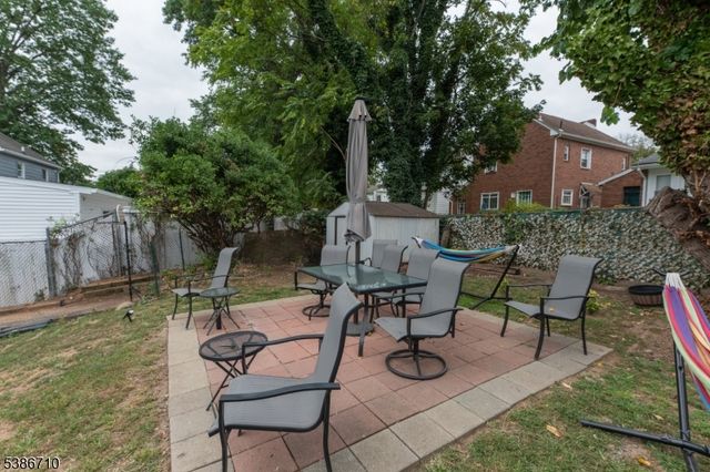 276 E 26Th St, Paterson City, NJ 07514