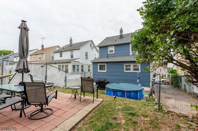 276 E 26Th St, Paterson City, NJ 07514