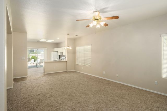 159 W Lindquist Street, Kingsburg, CA 93631
