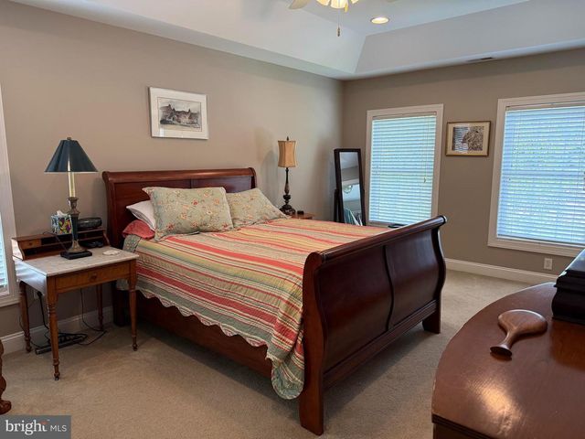 382 MOSS SPRING AVE, Greencastle, PA 17225