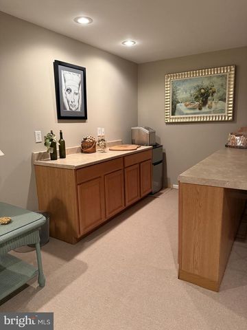382 MOSS SPRING AVE, Greencastle, PA 17225