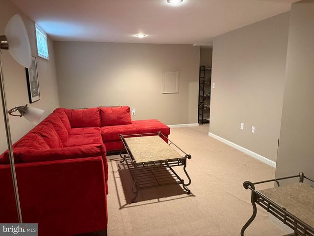 382 MOSS SPRING AVE, Greencastle, PA 17225