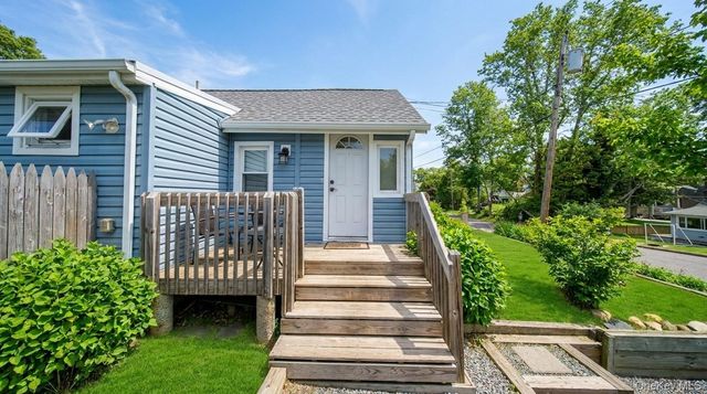 415 Locust Drive, Rocky Point, NY 11778