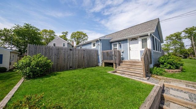 415 Locust Drive, Rocky Point, NY 11778