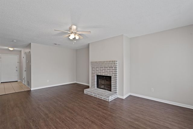 13357 Water Oak LN A, Austin, TX 78729