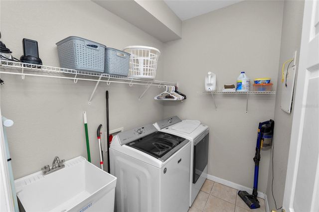 6776 HAMPSHIRE BOULEVARD, Lakeland, FL 33813