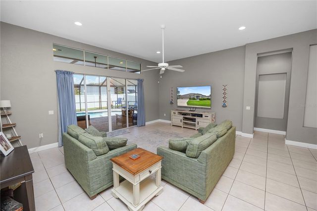 6776 HAMPSHIRE BOULEVARD, Lakeland, FL 33813