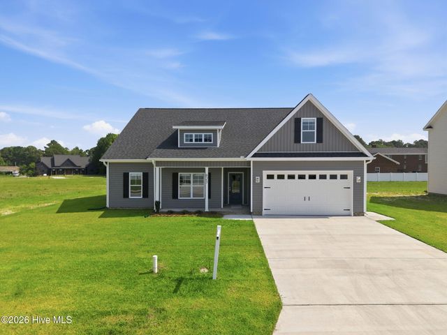 823 Mulligan Drive, Ayden, NC 28513