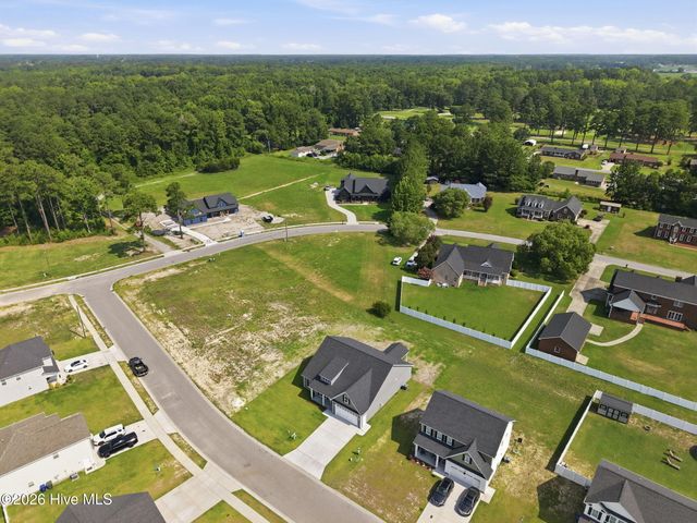 823 Mulligan Drive, Ayden, NC 28513