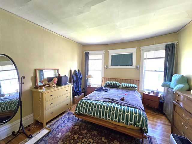 2209 Pleasant Avenue, Minneapolis, MN 55404
