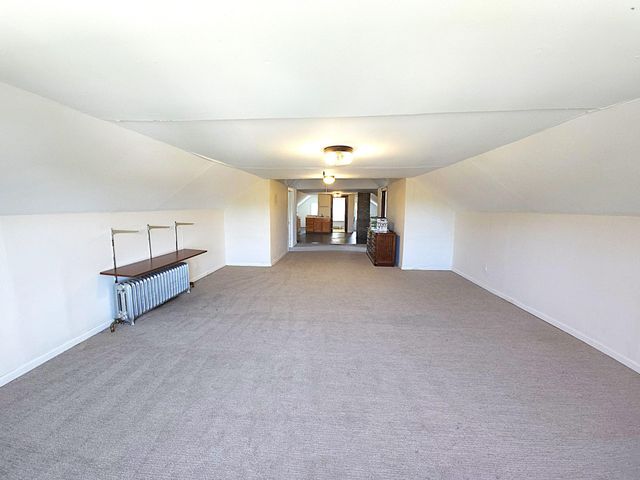 2209 Pleasant Avenue, Minneapolis, MN 55404