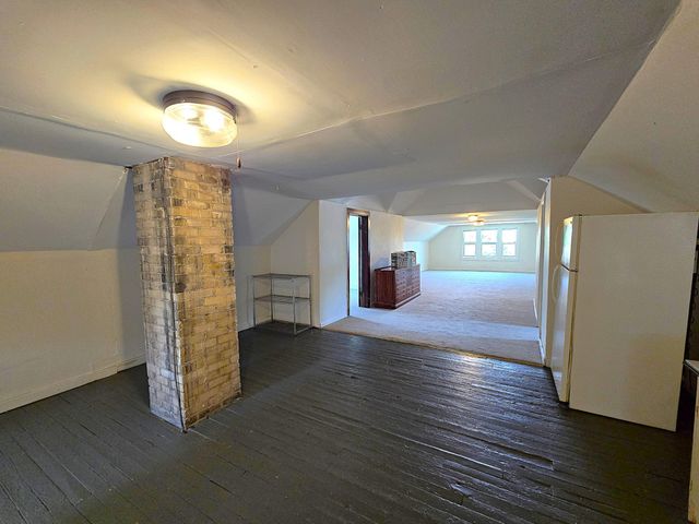 2209 Pleasant Avenue, Minneapolis, MN 55404