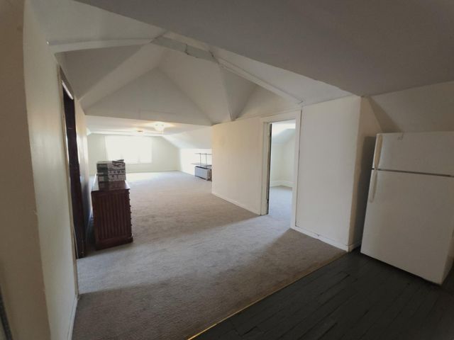 2209 Pleasant Avenue, Minneapolis, MN 55404
