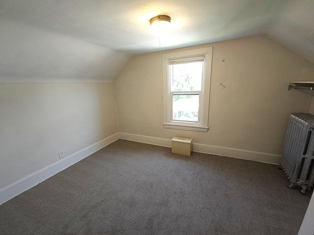 2209 Pleasant Avenue, Minneapolis, MN 55404