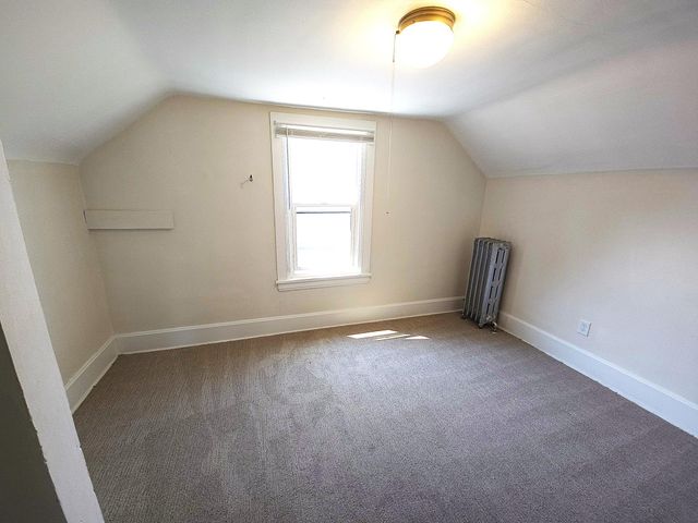 2209 Pleasant Avenue, Minneapolis, MN 55404