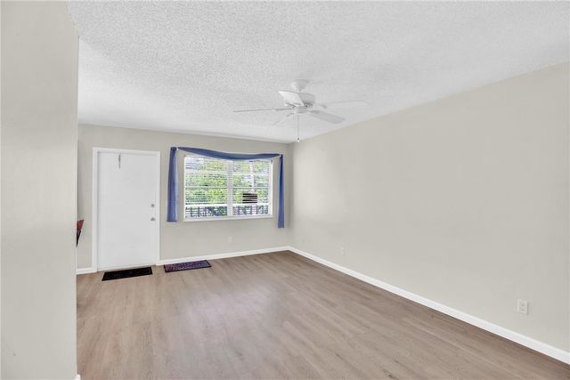 18 Vista Gardens Trail 205, Vero Beach, FL 32962