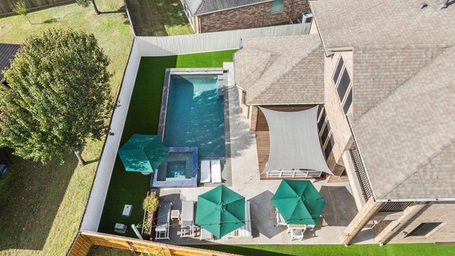 843 Butterfly Garden Trail, Richmond, TX 77406