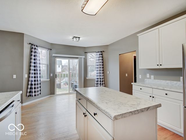 11757 Ledgestone Circle, Fishers, IN 46037